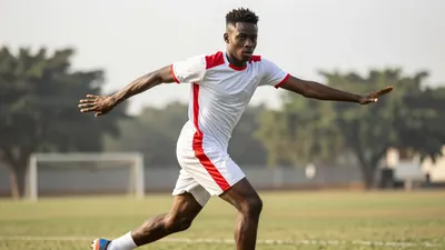 El senegalés Jean Unjanque deja el Querétaro cedido al Neuchâtel Xamax, primer envío de los Gallos Blancos a Europa